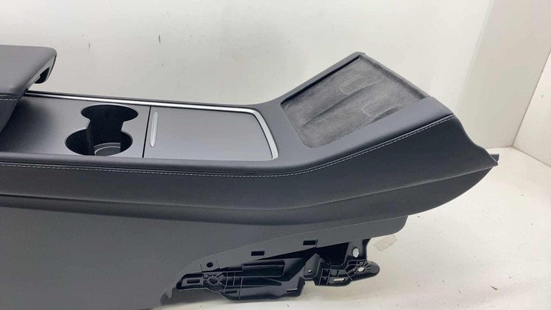 1617526-71-C ⭕ 21-24 Tesla Model Y Front Center Console Storage w/ Armrest GEN 2 1617526-71-C