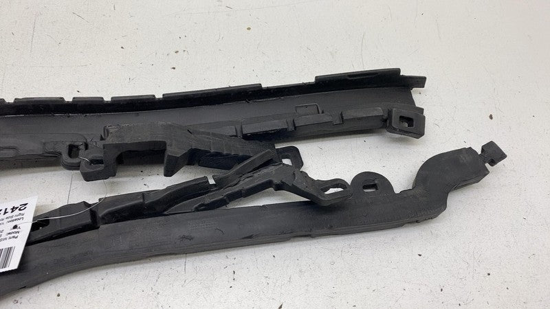 4KE807914B ⭕ 2019-2021 Audi E-Tron Front Grille Insulators Insert Seal Cushion 4KE807914B