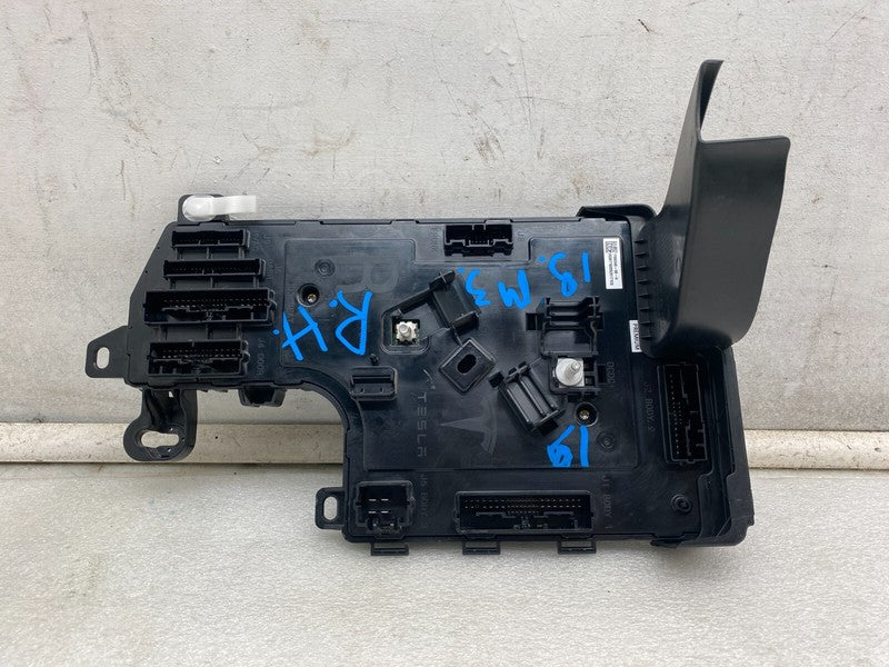 110034000H ⭕17-20 Tesla Model 3 Right Low Voltage Controller Electronic Module 1100340-00-H