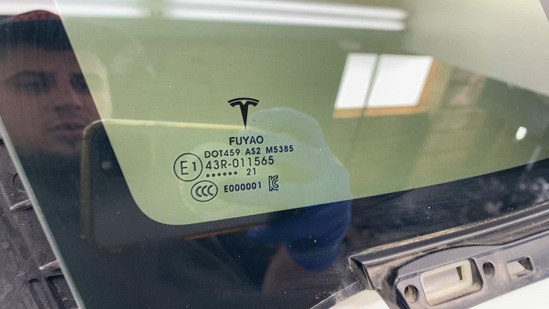 160015500A 2021-2024 Tesla Model S MS Rear Driver Side Corner Window Quarter Glass Left LH