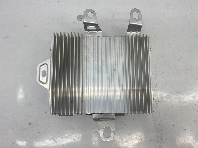 1507152 00 A ⭕ 2020-2024 Tesla Model Y MY Radio Audio Sound System AMP Amplifier 1507152-00-A