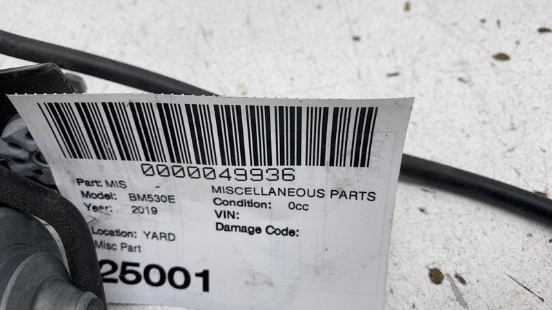 2019 BMW 530E G30 Hybrid Electric Brake Vacuum Pump Assembly 343368806