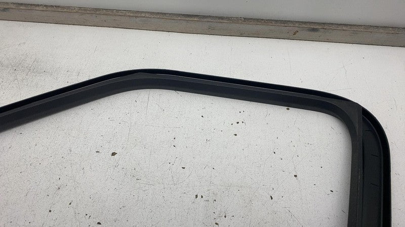 PT00001181G 2022-2024 Rivian R1S R1T Front Left Door Interior Garnish Trim LH PT00001181-G