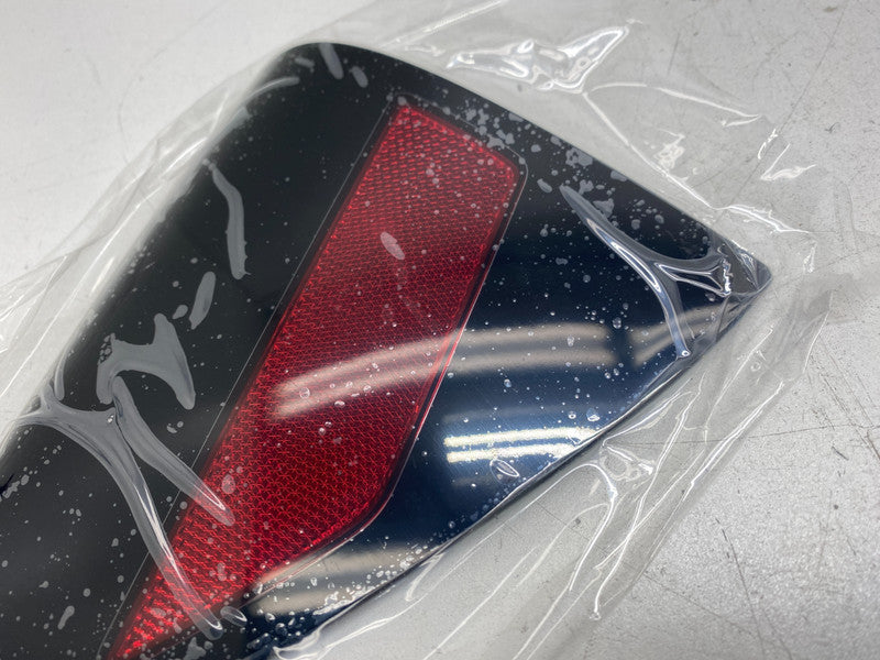 1715104 00 B ⭕ 24-26 Tesla Model 3 Rear Left Charge Port Cover Reflector Door LH 1715104-00-B