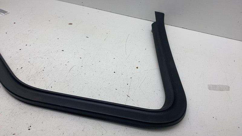 ⭕22-25 Rivian R1S Front Driver Side Door Interior Garnish Trim Left PT