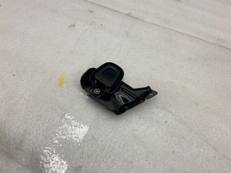 106001200D ⭕16-20 Tesla Model X Rear Left Trim Trunk Liftgate Tie Down Bracket 1060012-00-D