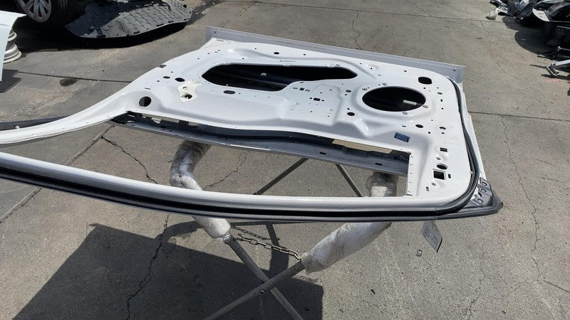 ⭕ 2015-2020 Ford F-150 Crew Cab Front Right Door Shell Panel Lead Foot White OEM