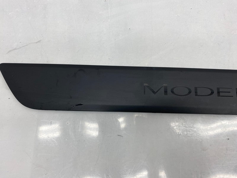 1494301-00-A ⭕20-25 Model Y Front Left or Right Door Sill Scuff Plate Cover Trim 1494301-00-A