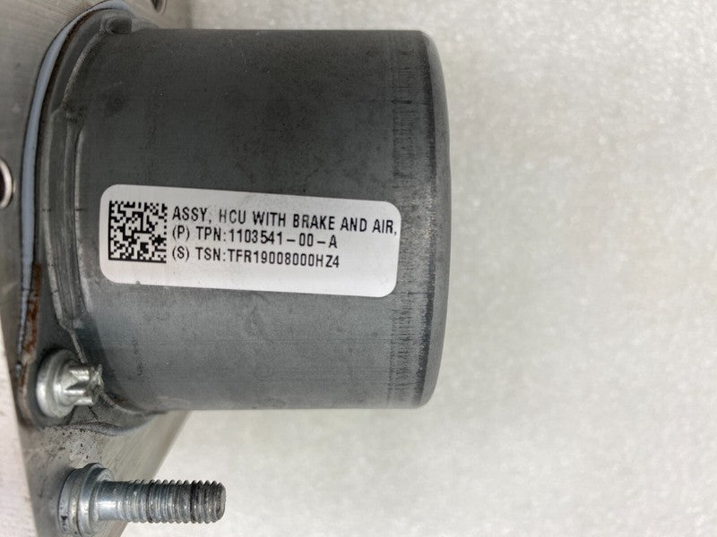 1044745-00-B ⭕ 17-23 Tesla Model 3 Anti-Lock Brake System ABS Pump Module Unit 1044745-00-B