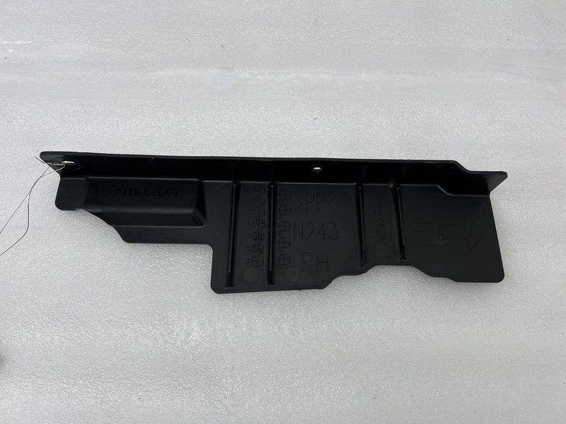 N243 56311 2016-2023 Mazda MX-5 Miata Front Right Radiator Air Baffle Shield Assy N24356311