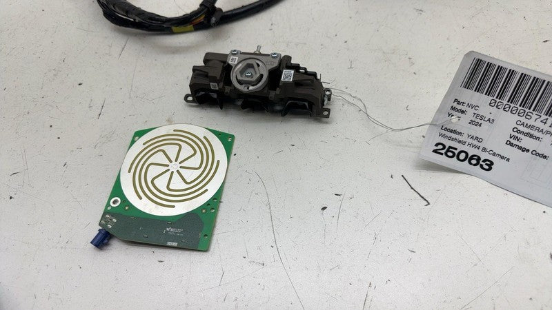 1897317-00-B ⭕ 24 25 Tesla Model 3 Electrochromatic Windshield Camera w/ Harness 1762853-00-C