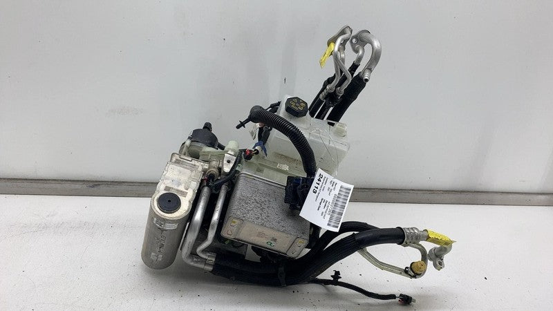 2020-2024 Tesla Model Y Supermanifold Refrigerant Chiller w/ Coolant Reservoir