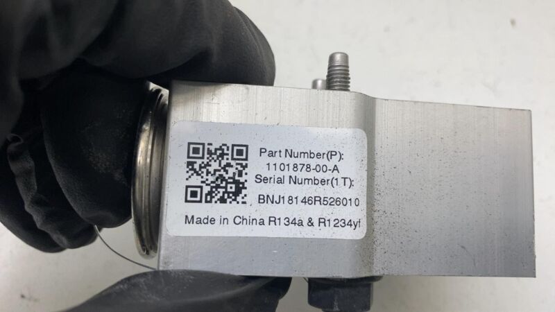 110187800A 17-23 Model 3 Air Conditioner AC HVAC Heater Core Valve Tube Sensor 1101878-00-A