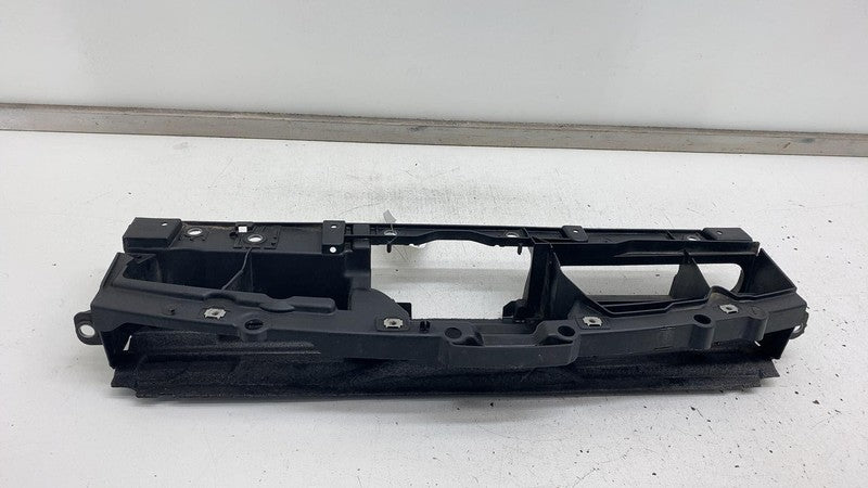 68292240AA ⭕ 17-24 Chrysler Pacifica Radiator Core Support Bracket Upper Closure 68292240AA