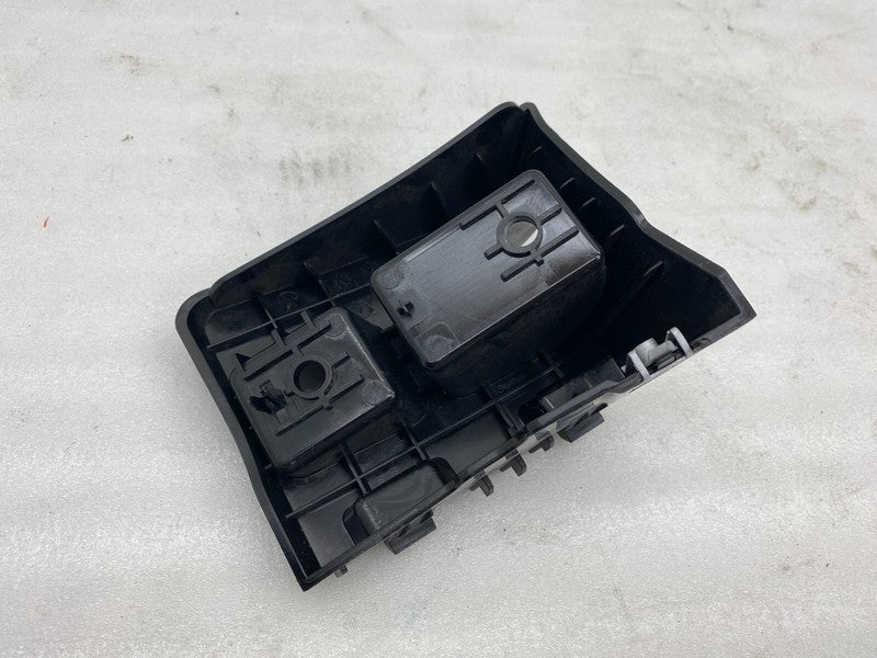 ⭕20-24 Model Y MY Rear Driver Side Tail Lamp Taillight Bracket Left 14