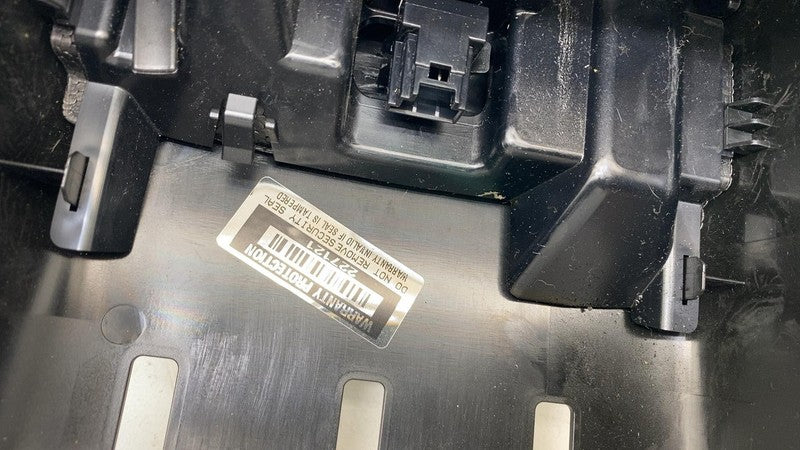 4KE 953 512C 19-23 Audi E-Tron Steering Column Surround Upper and Lower Cover Trim 4KE953512C