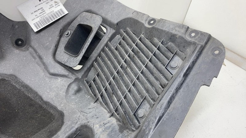 748506-13 2018-2020 BMW 530E Front Driver Side Inner Fender Liner Splash Guard Shield Left