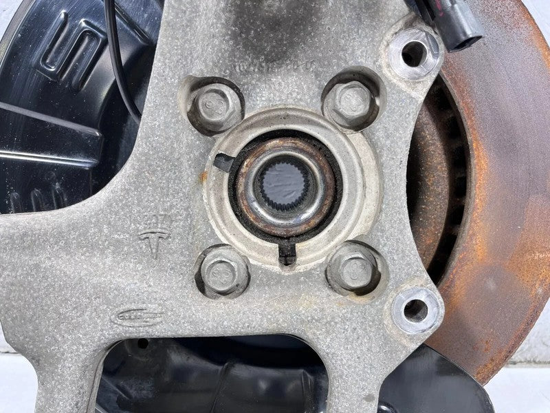⭕16-20 Tesla Model X Front Passenger Side Knee Knuckle + Wheel Hub + R