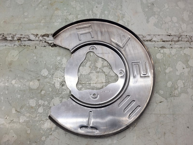1044666 C ⭕ 17-23 Tesla Model 3 M3 Rear Passenger Side Brake Rotor Shield Right 1044666-C
