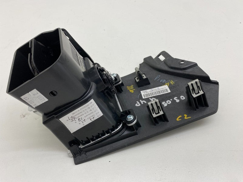 100782700C ⭕ 12-20 Model S Driver Side Center Dashboard A/C Vent Grille Left 1007827-00-C