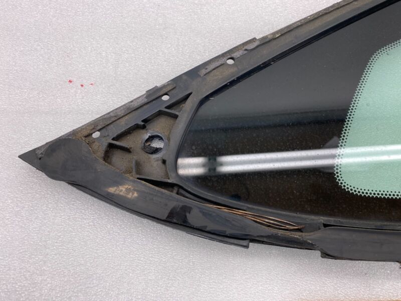 E6 43R-008010 2012-2020 Tesla Model S Rear Passenger Side Quarter Fixed Glass Right Assembly