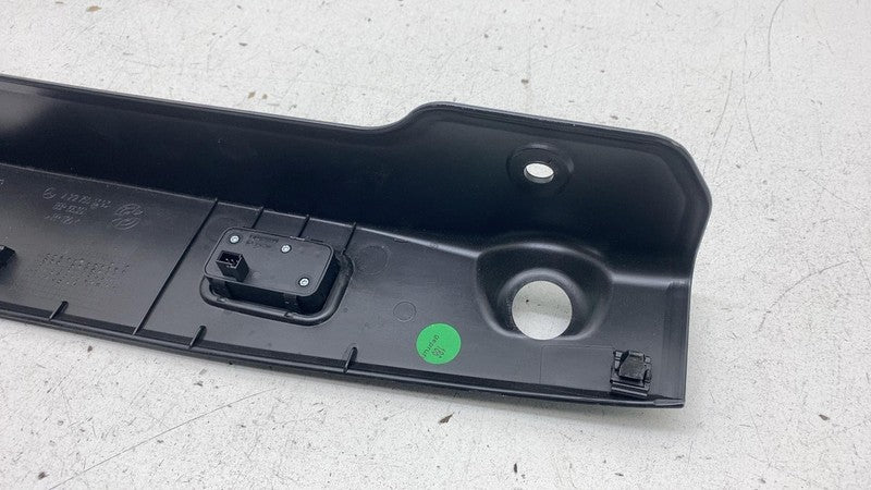 A 212 750 13 93 ⭕ 10-16 Mercedes W212 E400 E350 E550 Sedan Rear Trunk Tailgate Trim A2127501393