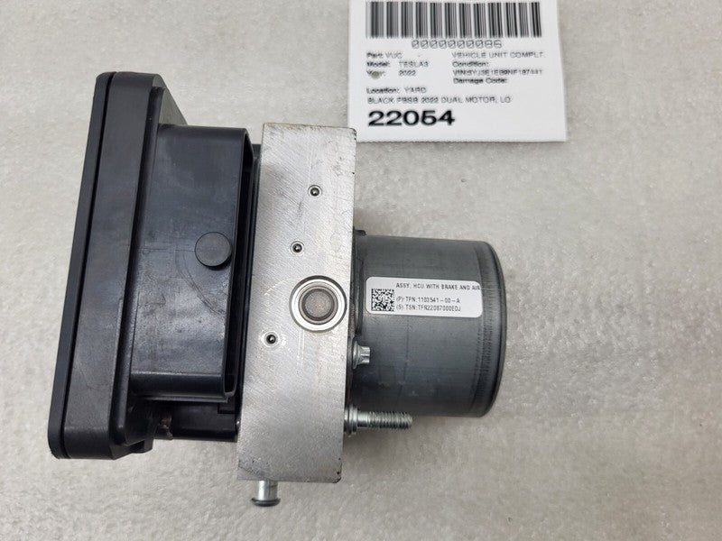 1044745-00-B ⭕ 17-23 Tesla Model 3 Anti-Lock Brake System ABS Pump Module Unit 1044745-00-B