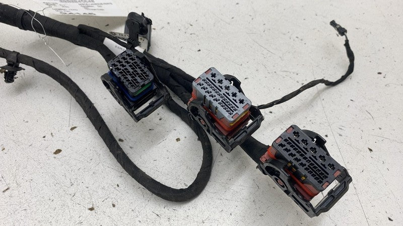 PT00417184-C ⭕ 22-24 Rivian R1T Right Passenger Wiring Harness Siderail Bedside PT00417184-C