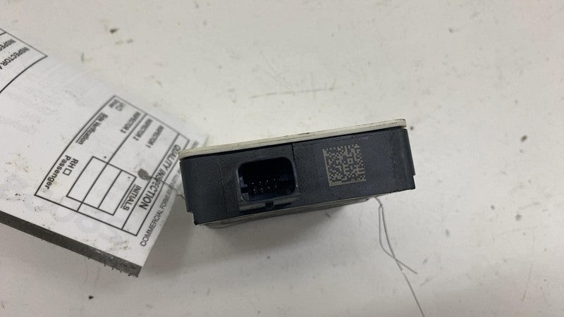 A 000 905 17 15 ⭕ 2022-2023 Mercedes EQS 450+ Blind Spot Radar Sensor Module Unit A0009051715