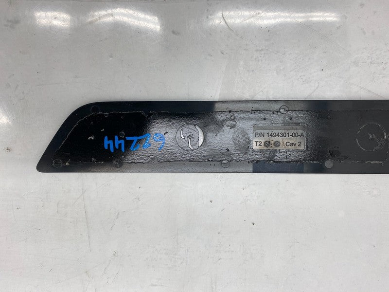 1494301-00-A ⭕20-25 Model Y Front Left or Right Door Sill Scuff Plate Cover Trim 1494301-00-A