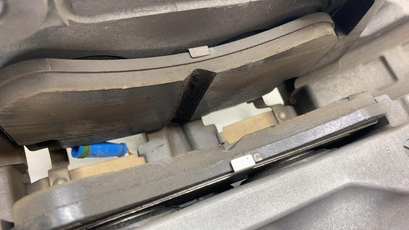 ⭕ 2022-2024 Mercedes-Benz EQS 450+ V297 Front Passenger Side Brake Caliper Right