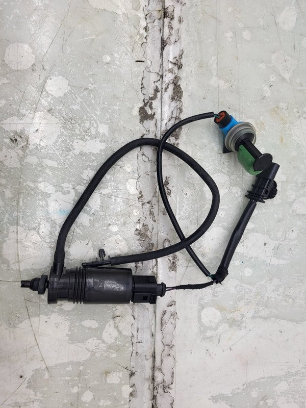 1110164 00 B ⭕ 17-23 Model 3 Y Windshield Screen Wiper Washer Motor w/ Harness 1110164-00-B