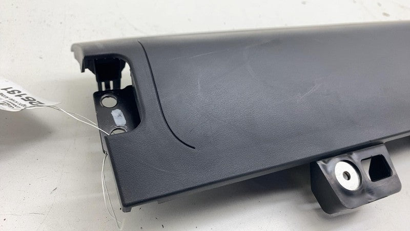 ⭕ 2025-2026 Model Y Juniper Right Lower Knee Safety Airbag Module 1077