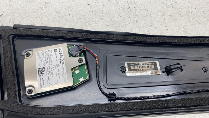 110044100E ⭕17-23 Model 3 Right B-Pillar Applique Glass Trim Molding w/ Camera 1100441-00-E