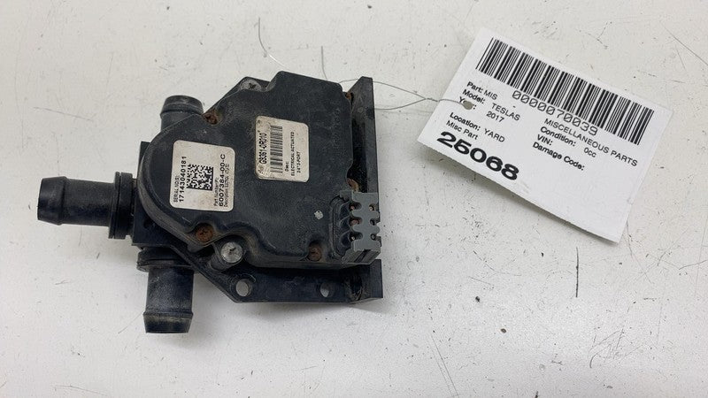 ⭕12-20 Model S 3-Way Port Coolant Valve Electric Actuator 3/4" inch 60