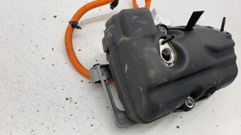 2012-2015 Tesla Model S HVCC Electric Air Conditioning A/C Compressor Pump Assy