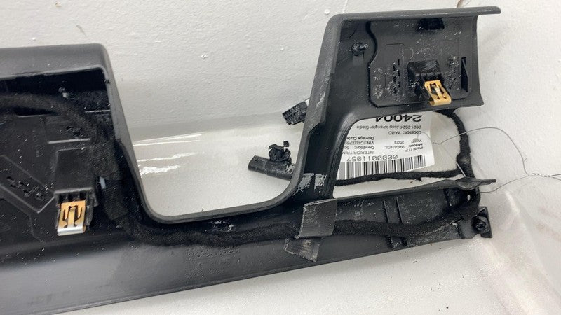 ⭕ 2021-2024 Jeep Wrangler Gladiator Windshield Wind Screen Molding 7J