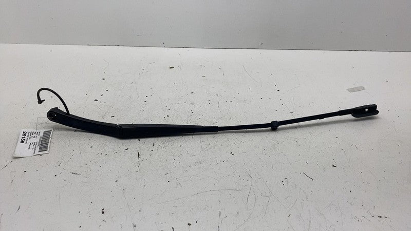 ⭕ 2022 Rivian EDV-700 Front Driver Side Windshield Wiper Arm Left OEM