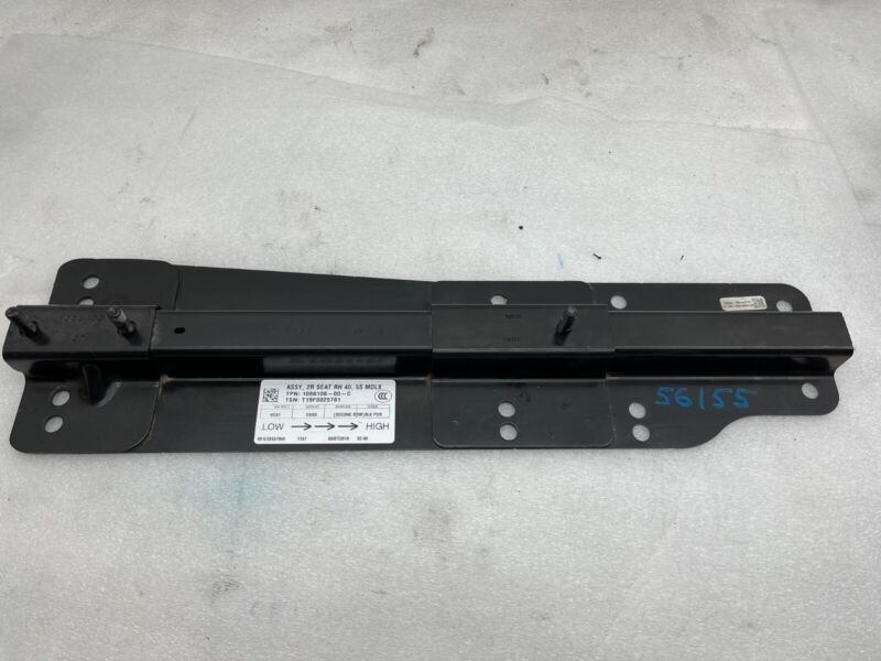 1086106 00 C 2016-2020 Tesla Model X Rear Passenger Side 2nd Row Seat Mounting Bracket Right