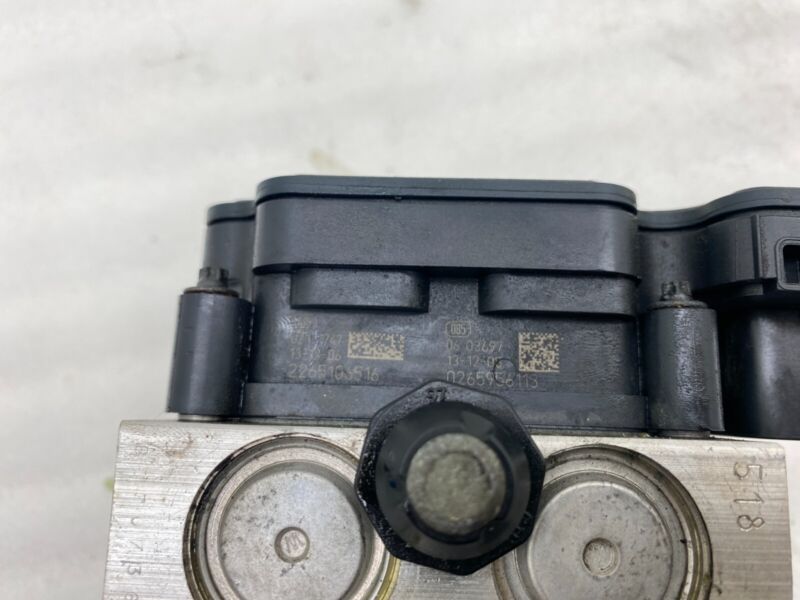 2012-2015 Tesla Model S Hydraulic Control ABS Anti-Lock Brake System Pump Module