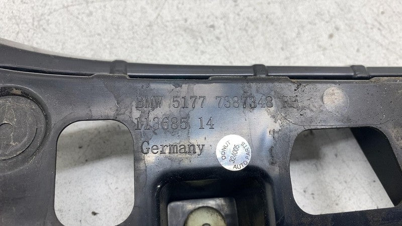 ⭕ 2017-2022 BMW 530e Rear Right Skirt Rocker Molding Panel Support Mou