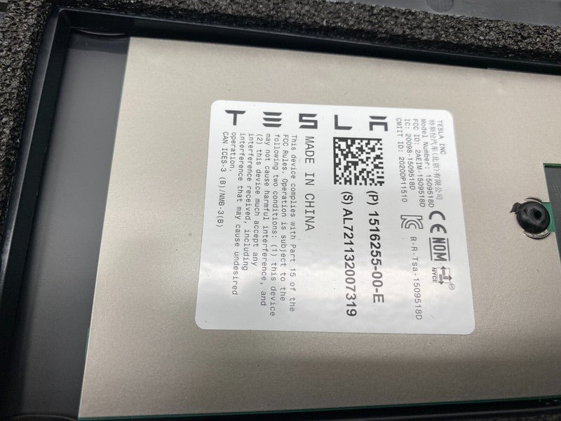 150688590F ⭕ 20-23 Model Y Left Exterior B-Pillar Applique Trim w/ Camera LH 1506885-90-F