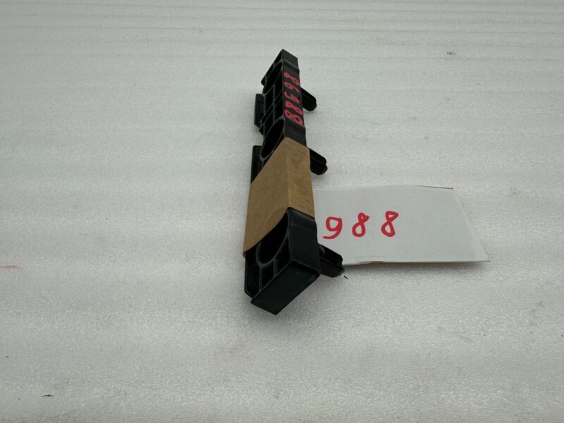 100369100A 2012-2020 Tesla Model S MS Rear Driver Rocker Panel Molding Support Bracket Left