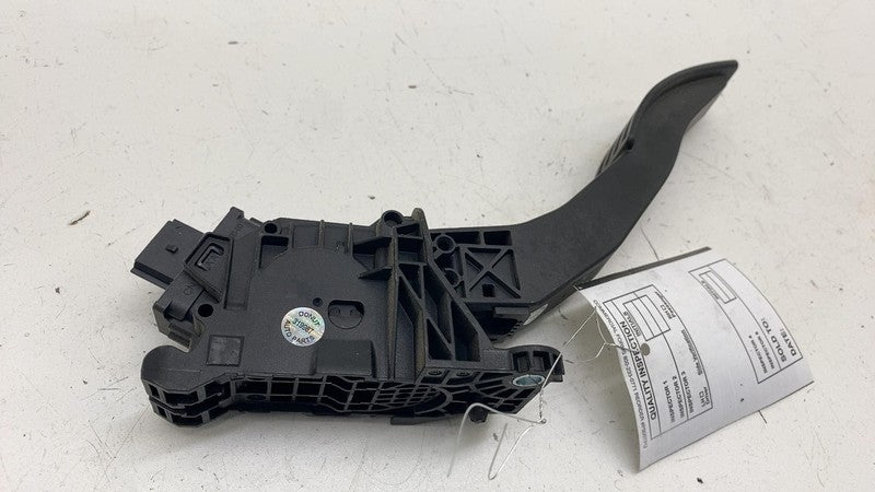 32264188 ⭕2021-2023 Polestar 2 Front Driver Gas Pedal Accelerator Throttle Pedal 32264188