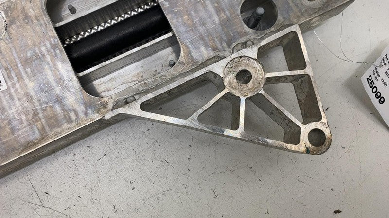 68223606AC ⭕ 17-25 Chrysler Pacifica Front Subframe Bracket with Stabilizer Bar 68223606AC