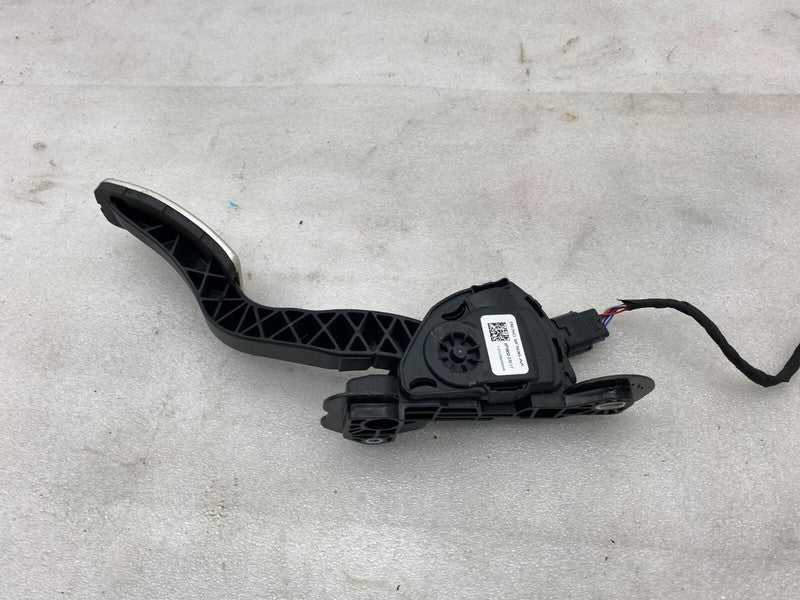 ⭕ 2016-2020 Tesla Model X MX Accelerator Throttle Pedal Assembly BE5C9
