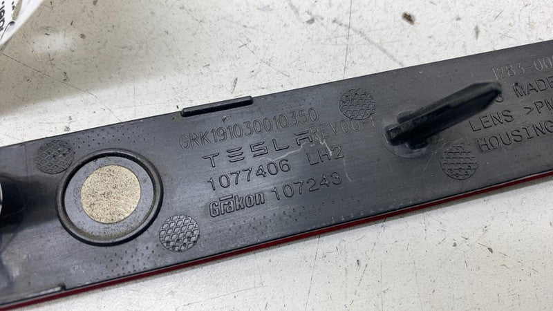 ⭕ 2017-2023 Tesla Model 3 Rear Side Bumper Light Reflector Lamp Left