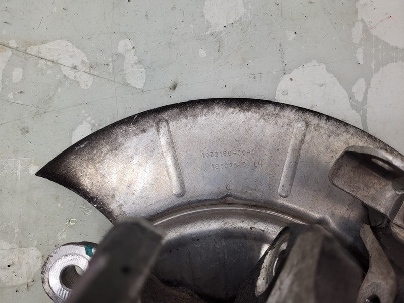 107216000A ⭕ 16-20 Model S Rear Left Suspension Spindle Knuckle w/ Dust Shield 1072160-00-A