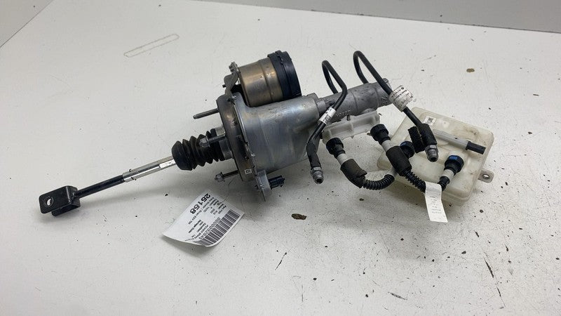 ⭕ 2022 Rivian EDV-700 Power Brake Booster & Master Cylinder w/ Reservo