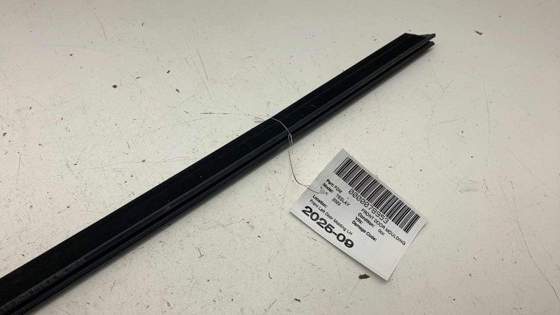 149571200D ⭕20-24 Model Y Front Passenger Door Window Outer Belt Seal Right RH 1495713-00-D